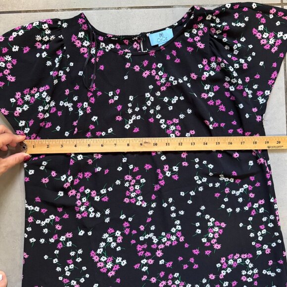 CeCe by Cynthia Steffe Black Floral Flutter Sleeve Blouse Women’s Size M - Picture 4 of 4